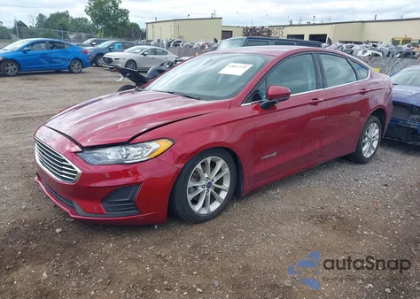 2019 Ford Fusion Hybrid Se z USA, uszkodzony, nr VIN 3FA6P0LU4KR166843